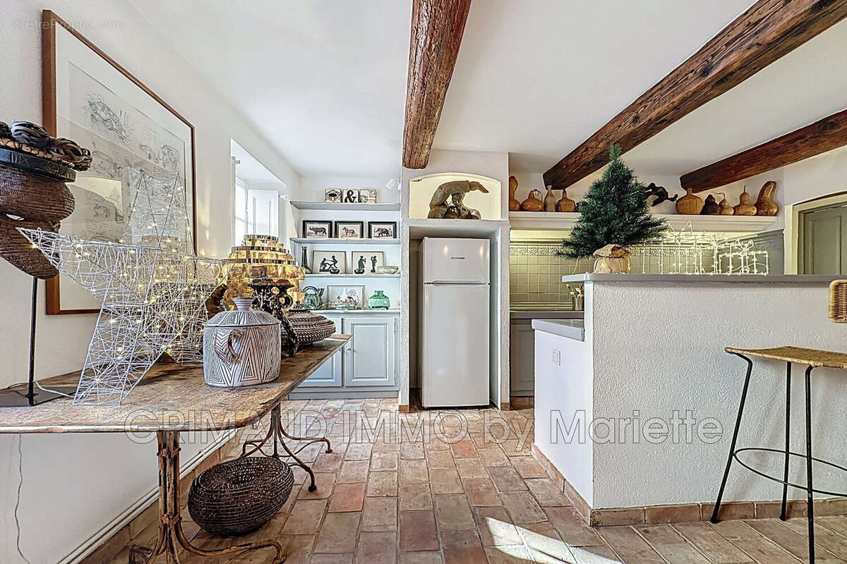 Maison à LA GARDE-FREINET