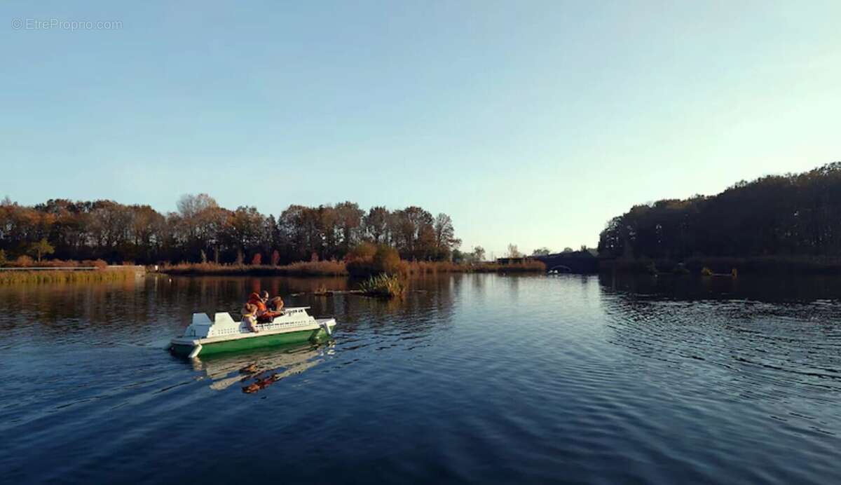 Appartement à VILLENEUVE-LE-COMTE