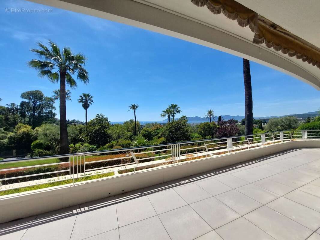 Appartement à CANNES