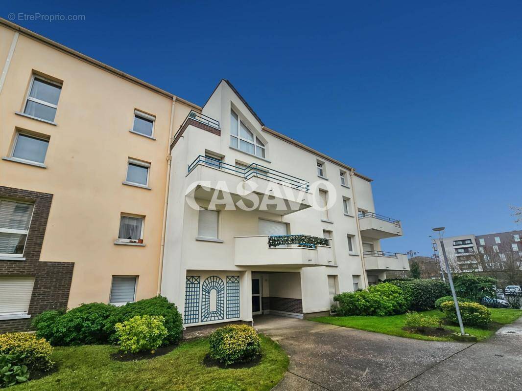 Appartement à BEAUCHAMP