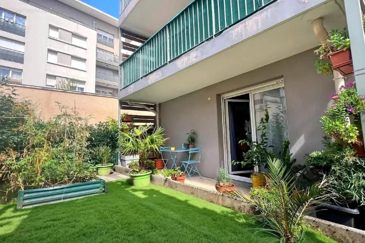 Photo 1 - Appartement à VILLEURBANNE