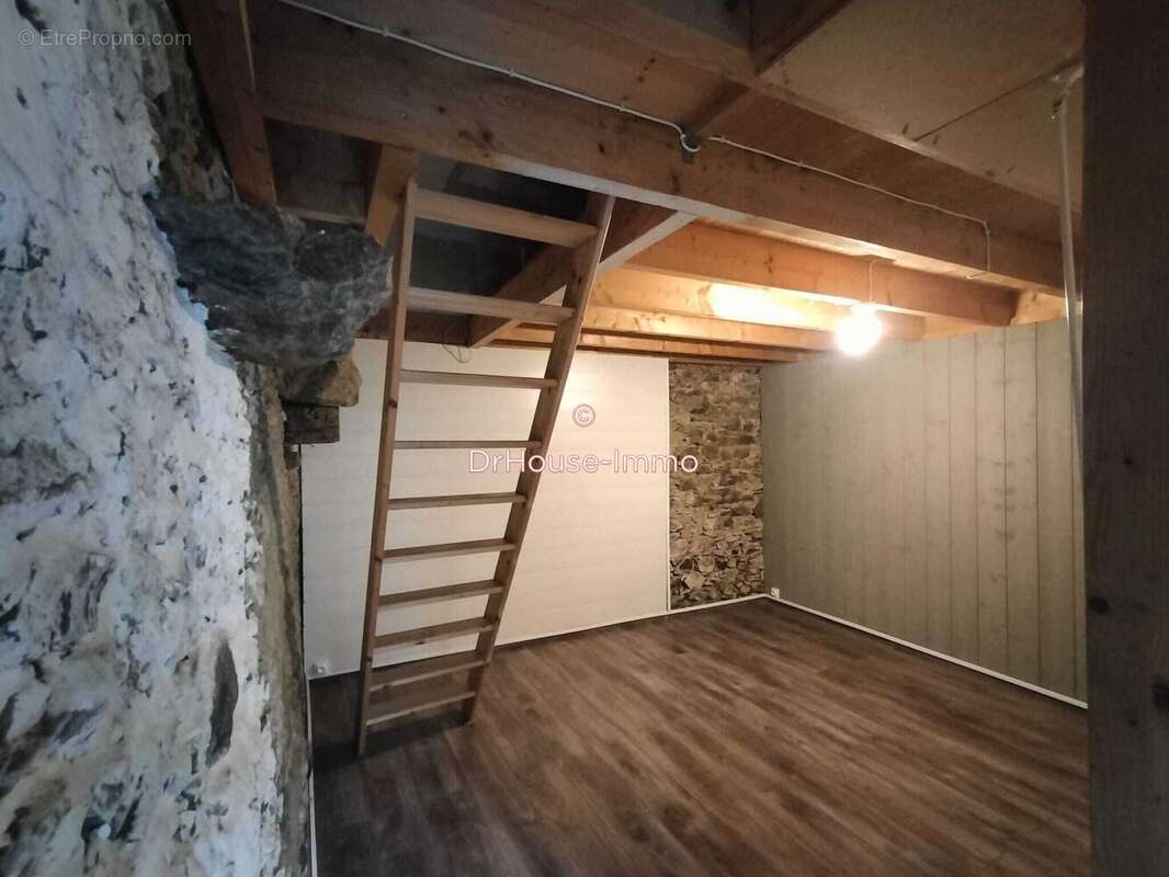 Maison à CORCOUE-SUR-LOGNE