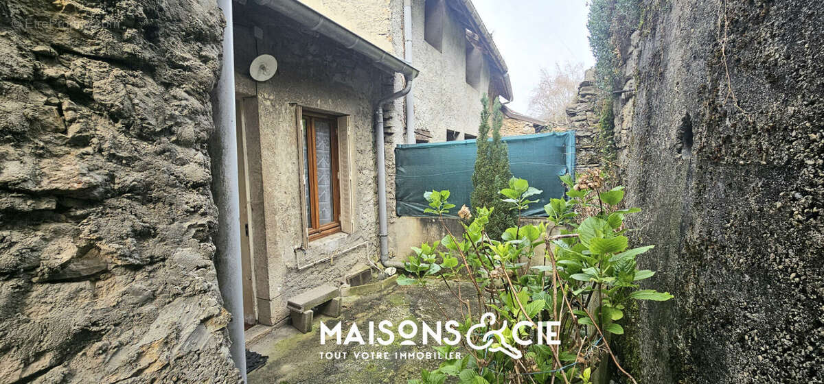 Maison à SAINT-SORLIN-EN-BUGEY