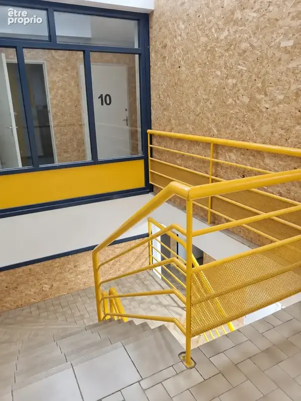Commerce 310 m² à vendre à Clermont-Ferrand (63000) - photo 2