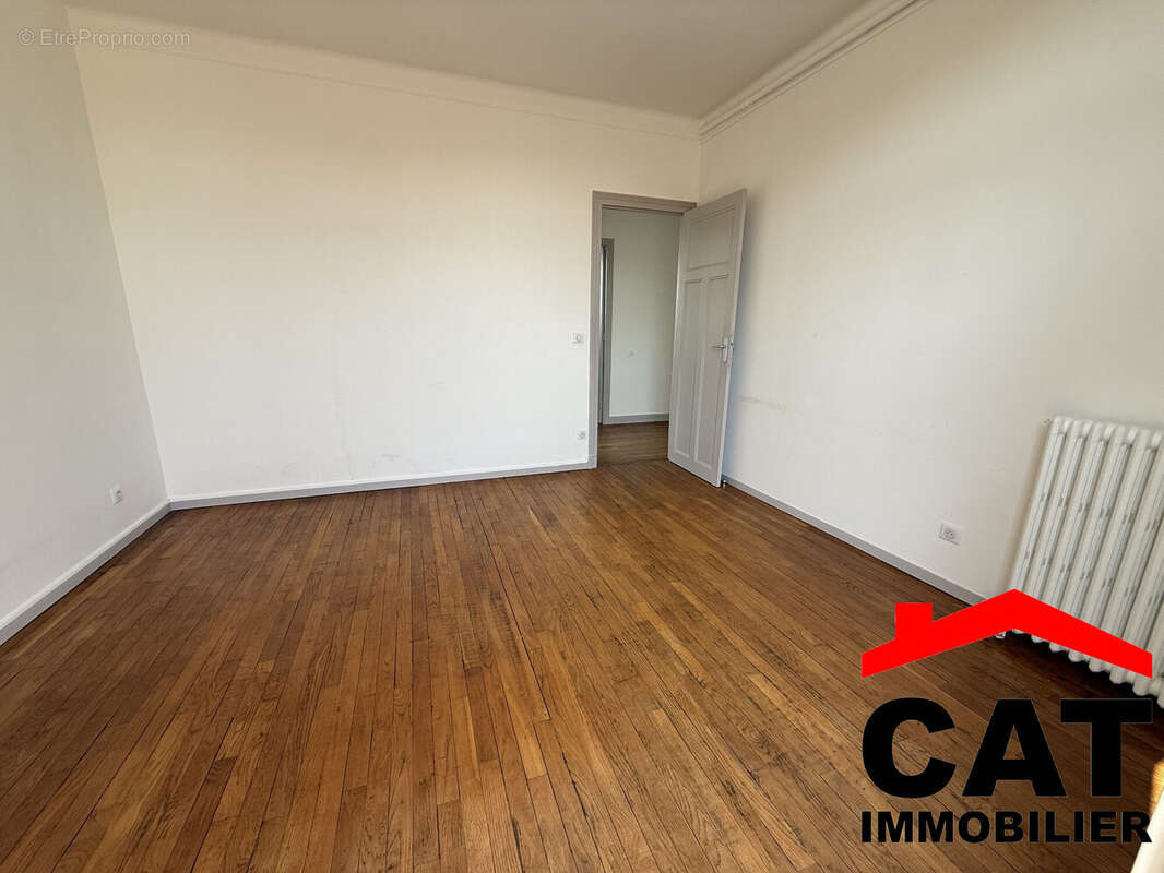 Appartement 80 m² à Montereau-Fault-Yonne  - photo 8