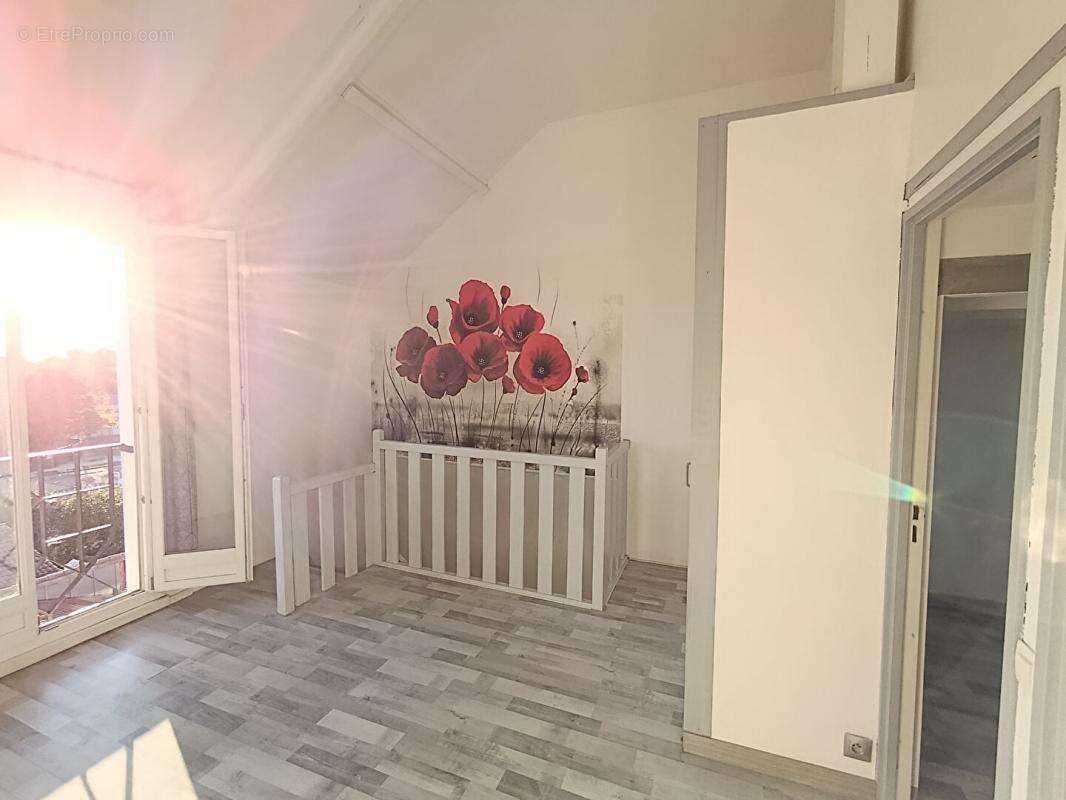 Appartement à MOISSY-CRAMAYEL