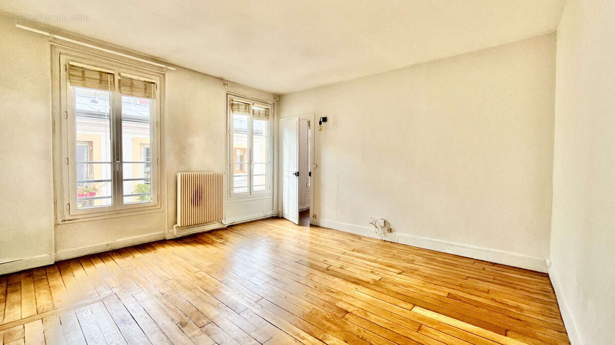 Appartement à PARIS-20E