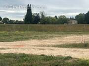 Terrain à SAINT-ETIENNE-DU-GRES