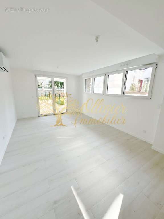 Appartement à LE PERREUX-SUR-MARNE