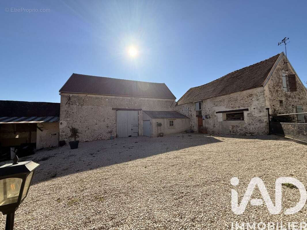 Maison 88 m² à Fontenelle-En-Brie  - photo 4