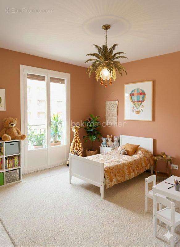 Appartement à SAINT-CYR-SUR-MER