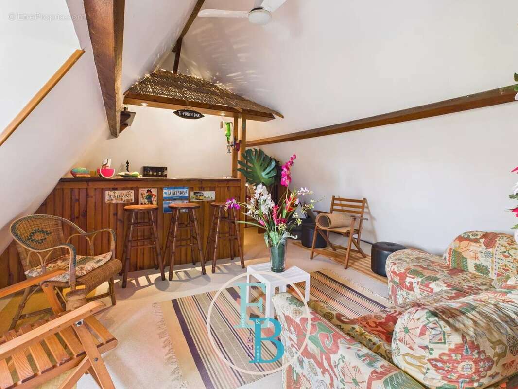 Maison à LE BEC-HELLOUIN