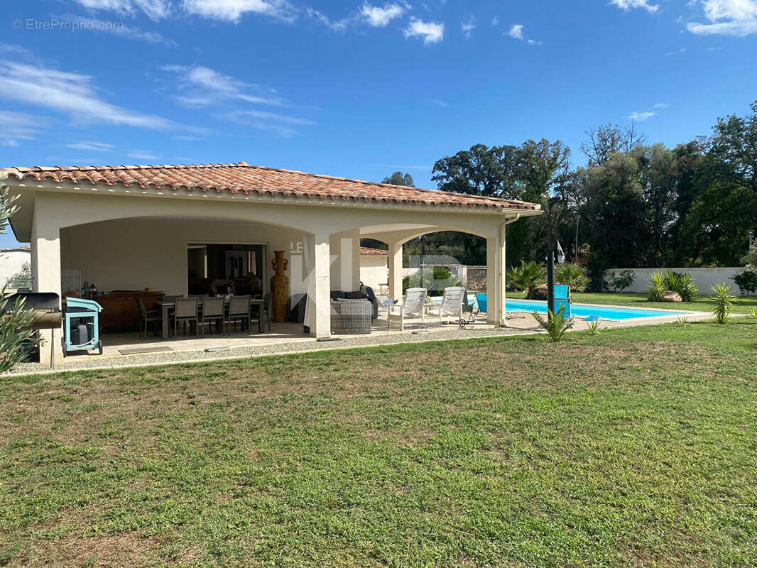 Maison à PRUNELLI-DI-FIUMORBO