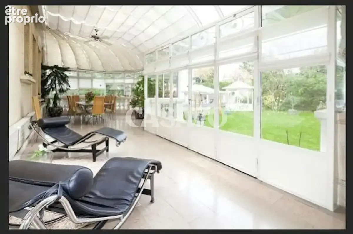 Vente Maison 15 pièces de 650m² - 94120 Fontenay-sous-Bois - photo 8
