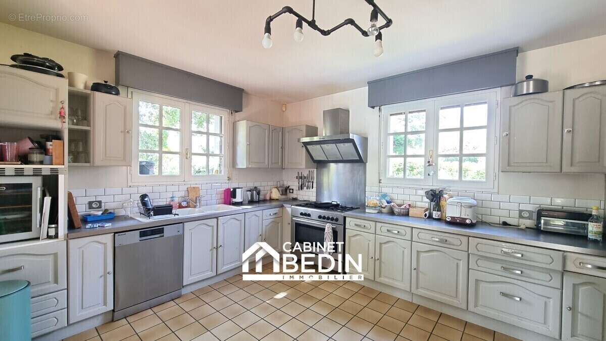 Maison à OEYRELUY