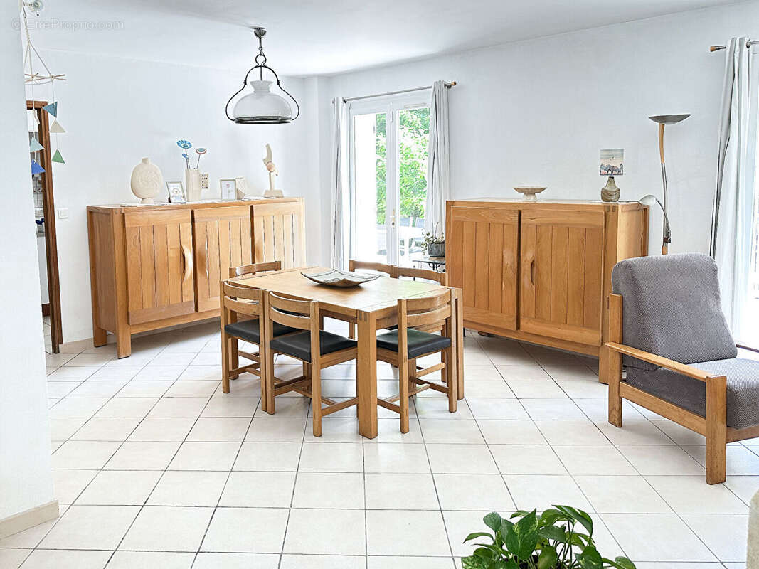 Maison à MAREIL-MARLY