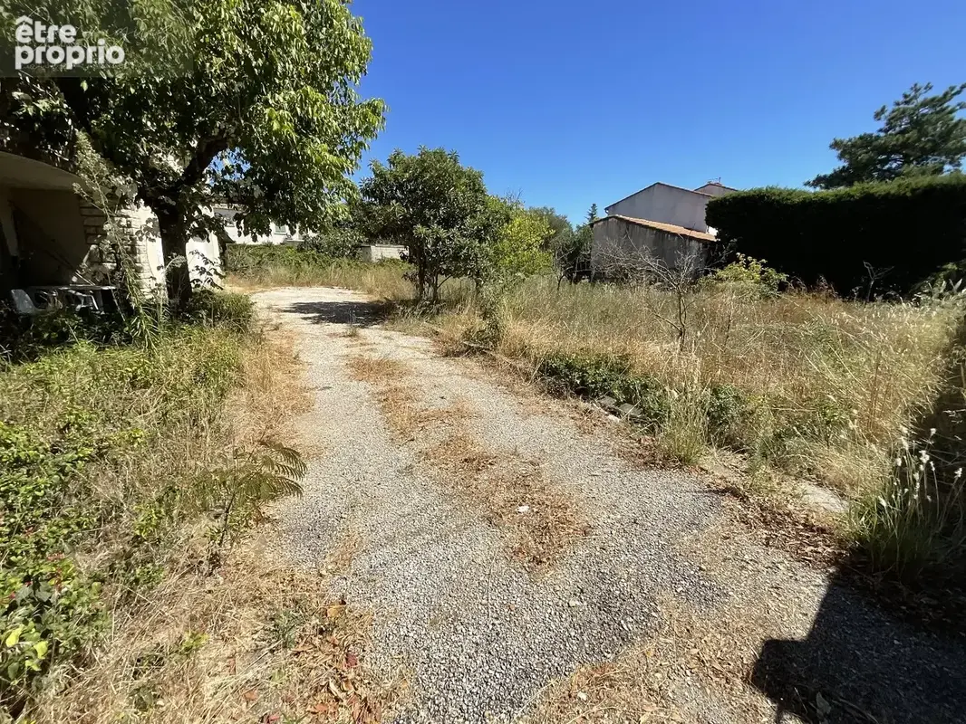 Photo Maison à Milhaud au prix de 283 000€
