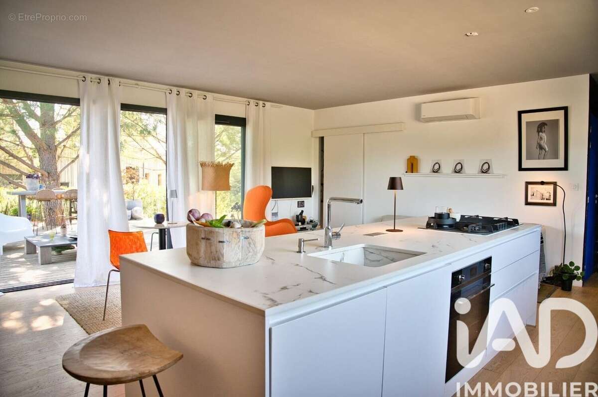 Photo 3 - Maison à GOUDARGUES