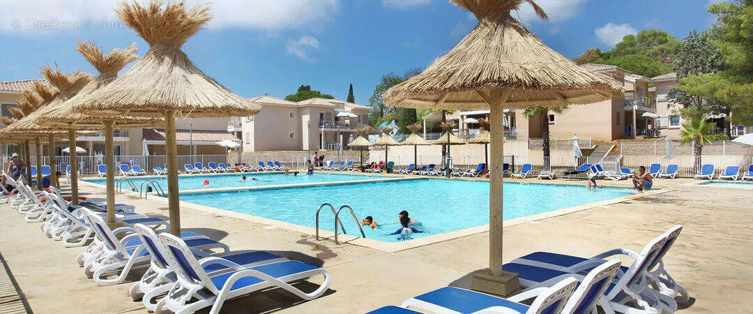 Appartement à LA LONDE-LES-MAURES