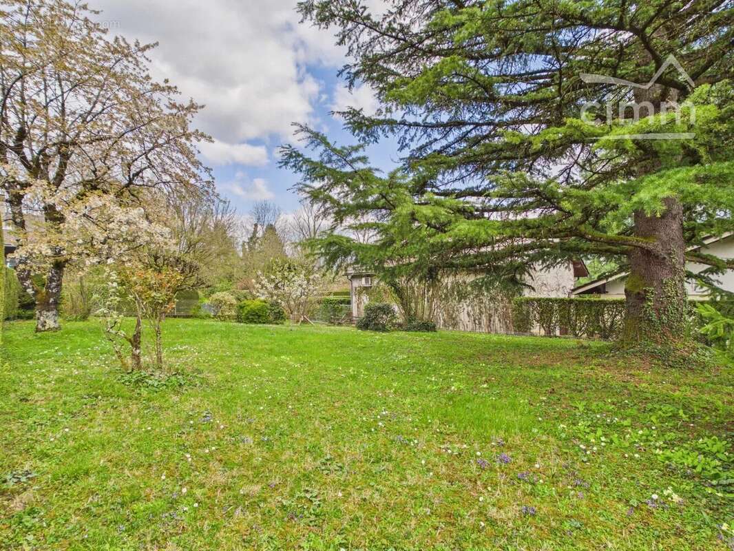 Maison à SAINT-ISMIER