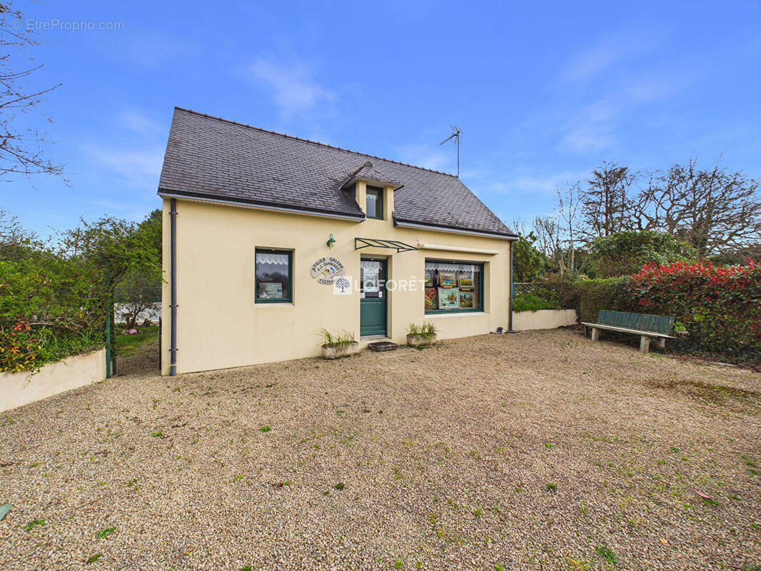 Maison à PLUGUFFAN