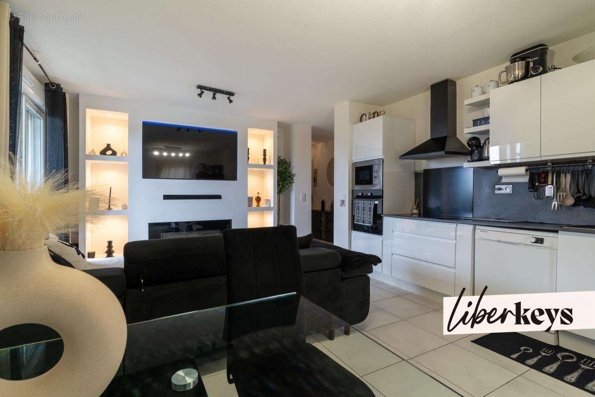 Appartement à PORT-DE-BOUC