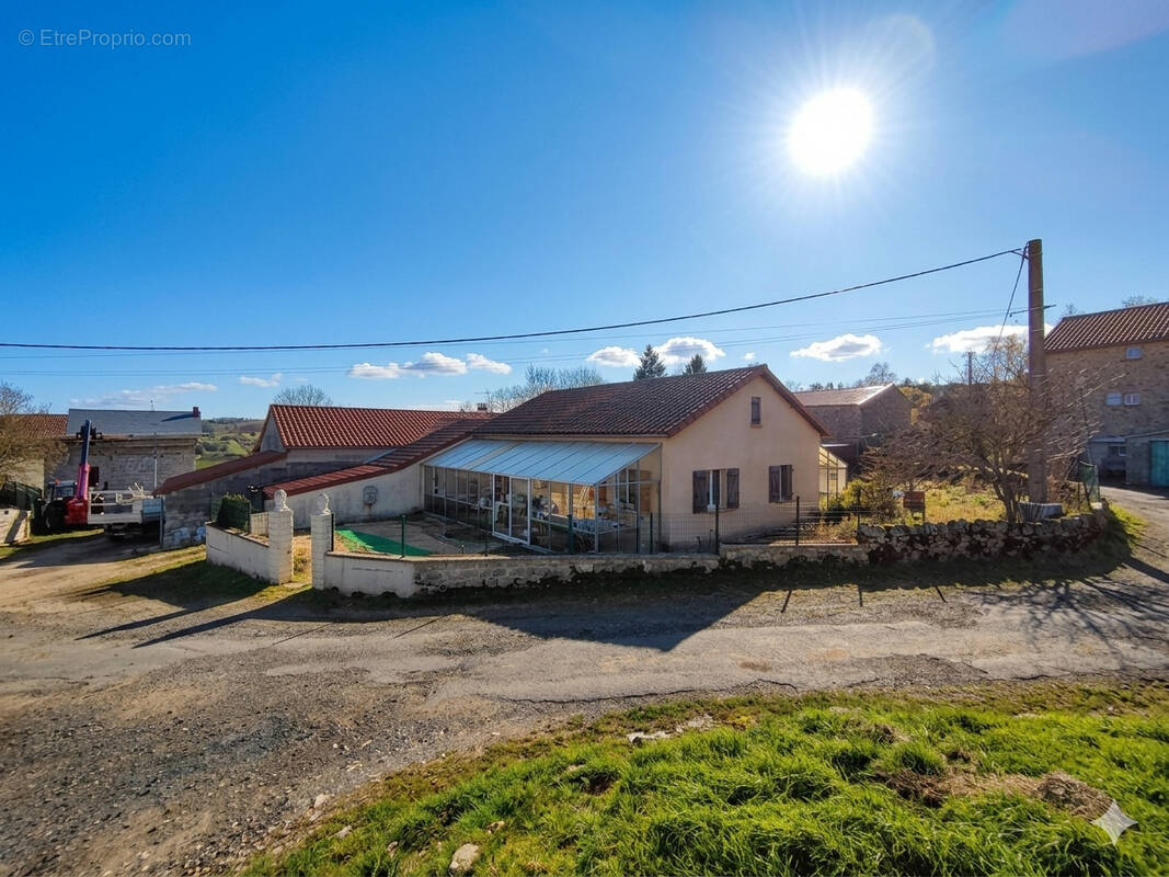 Maison à SAUGUES