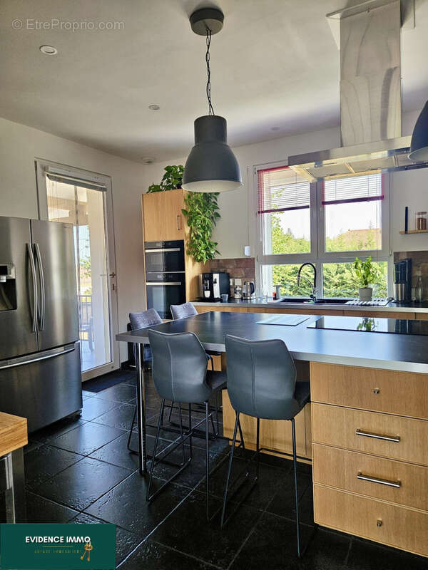 Maison à VEYRINS-THUELLIN