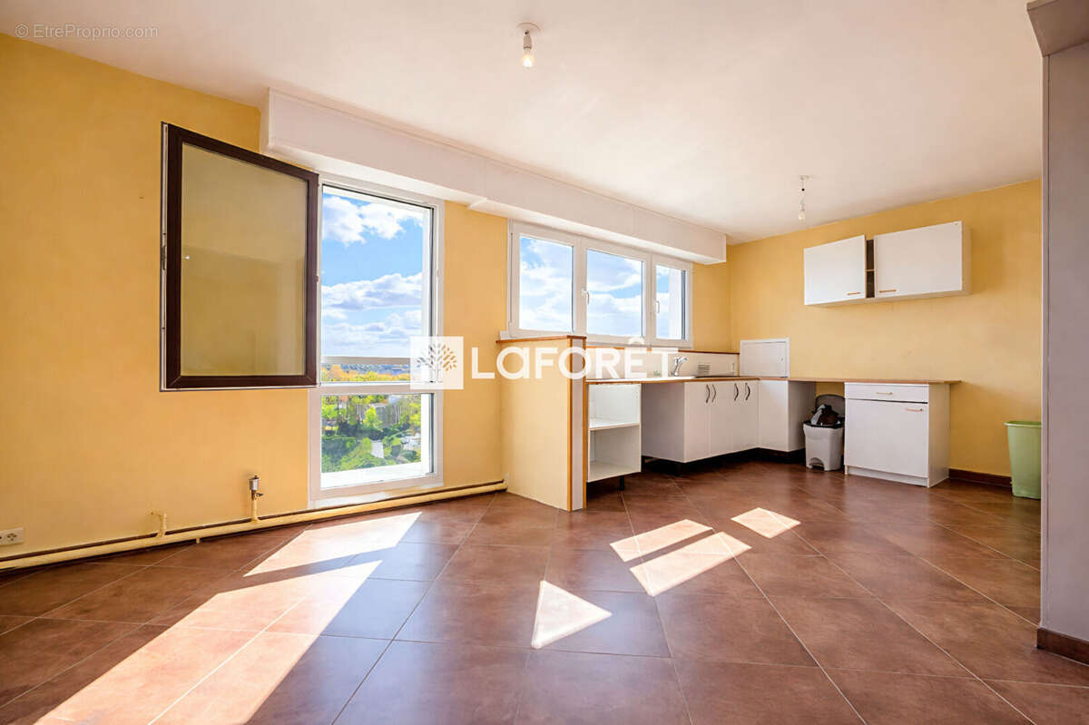 Appartement à PONTOISE