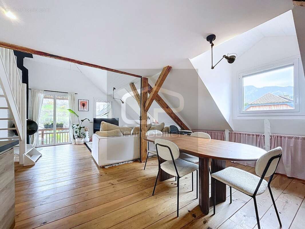 Appartement à TALLOIRES