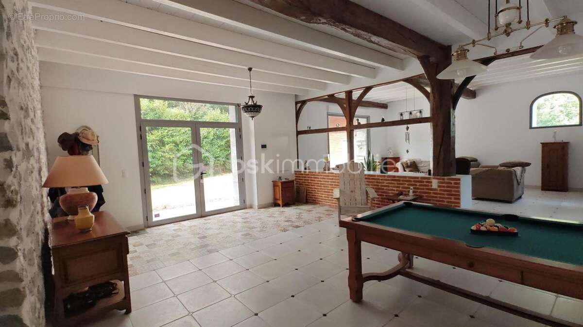 Exceptionnelle Ferme Landaise de 399 m² – Charme, Espace et Nature sur 6,7 hectares - photo 7