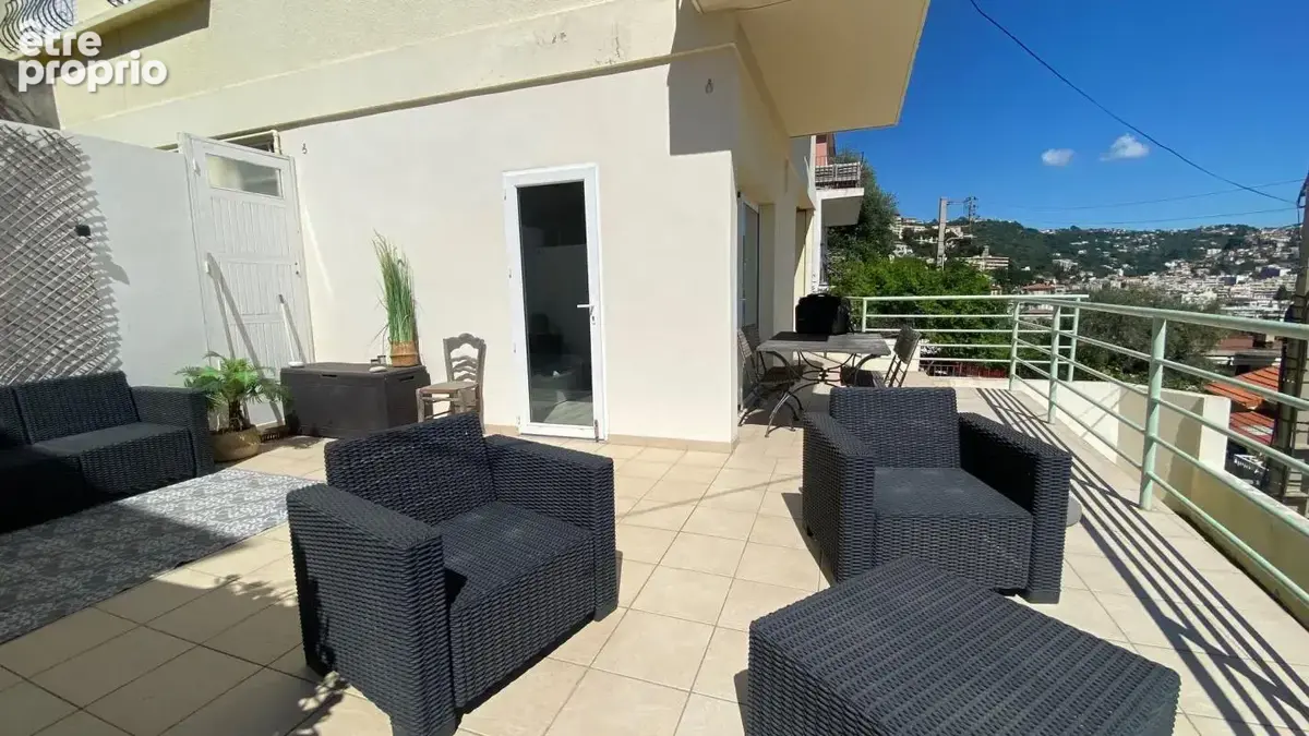 Appartement À Vendre - photo 2