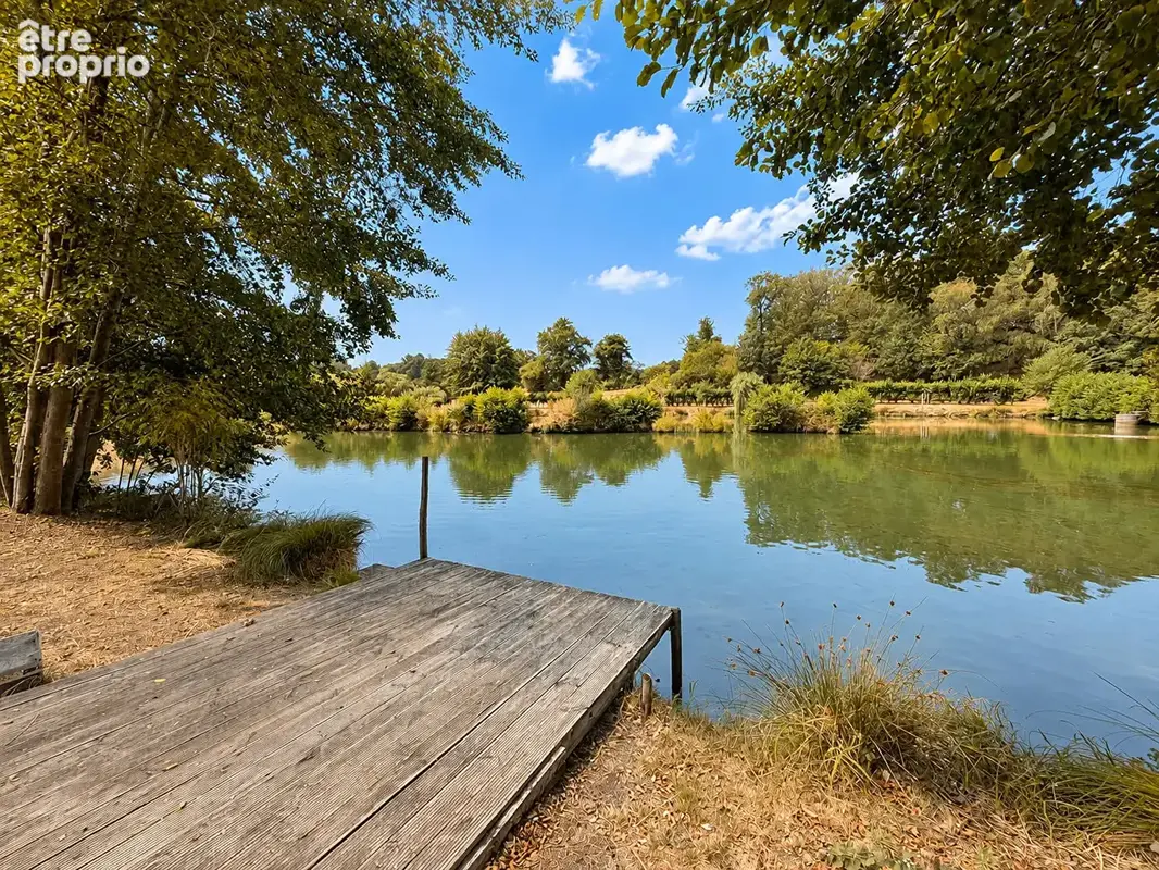 HAUTE VIENNE - Superbe propriété avec étang de pêche à la carpe conforme et 2,5 hectares de terrain - photo 4