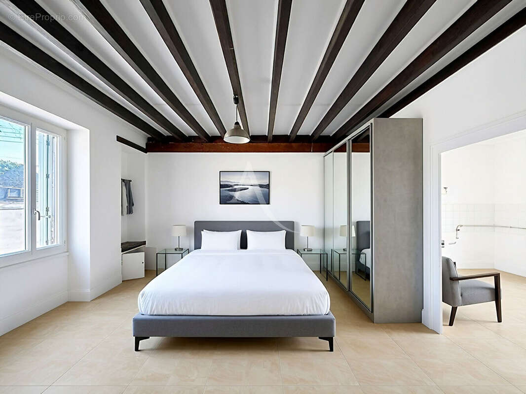 Appartement à LES PONTS-DE-CE