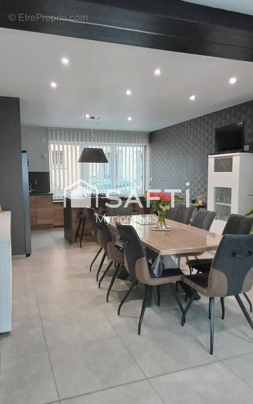 Photo 1 - Maison à CARENTOIR