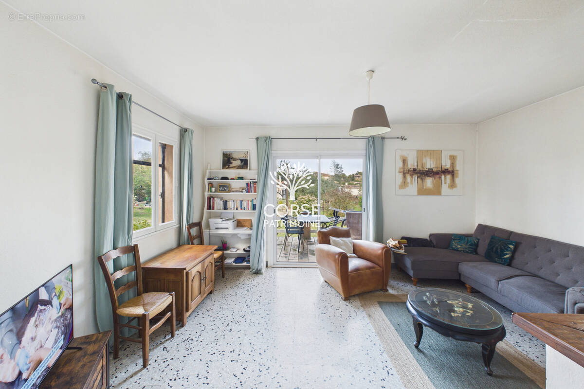 Maison à PORTO-VECCHIO