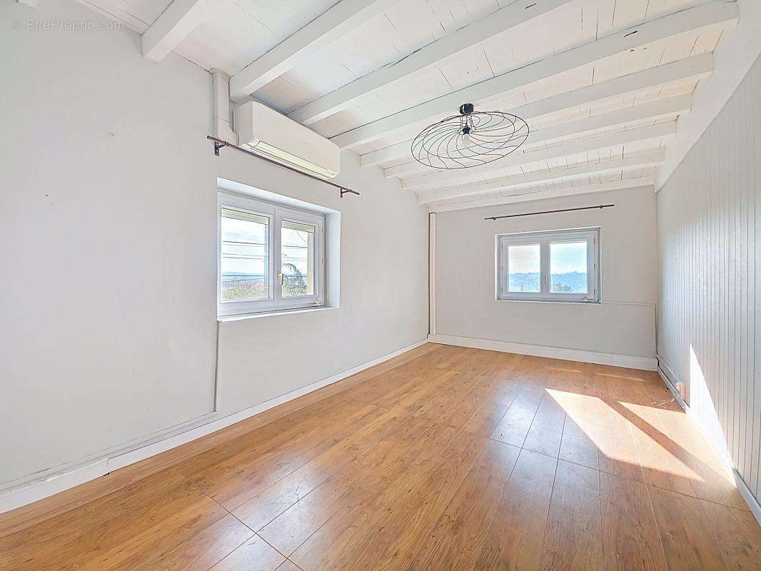 Maison à SAINT-JUST-CHALEYSSIN