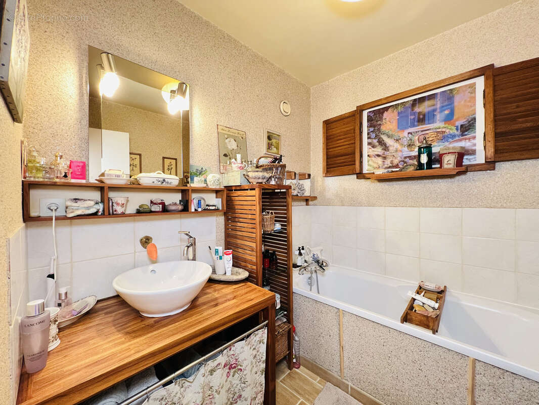 Appartement à ELANCOURT