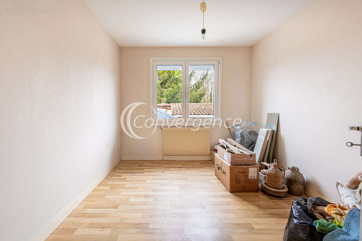 Maison à SAINT-BRICE-SUR-VIENNE