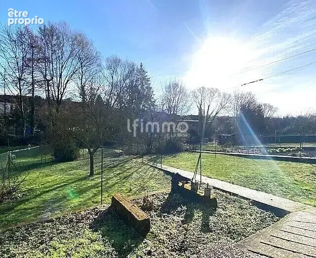 Maison mitoyenne- 286m² habitables sur terrain de 8 ares - photo 5