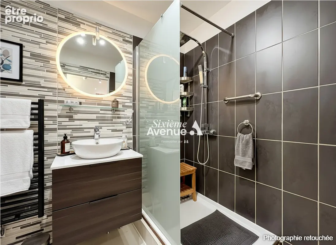 A VENDRE A MANDELIEU appartement 2 pièces en rez-de-jardin avec cave et place privative - photo 9