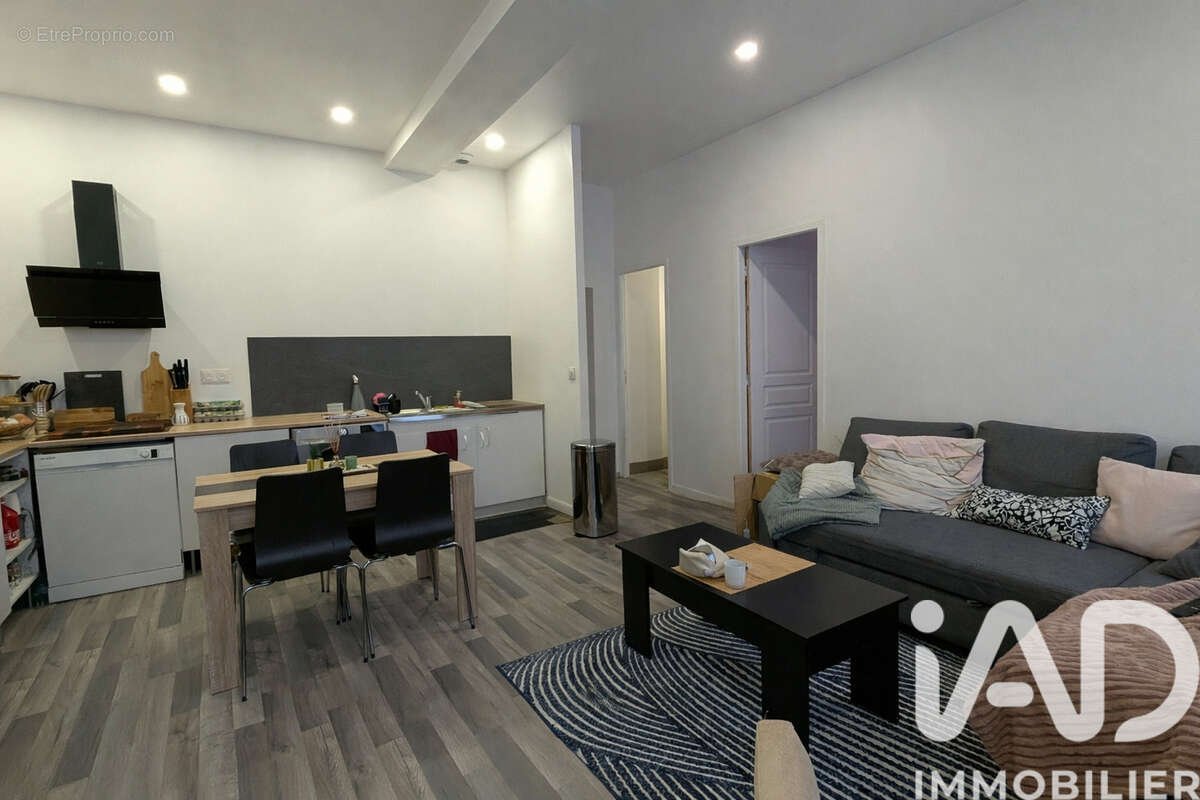 Appartement 380 m² à Pau  - photo 3