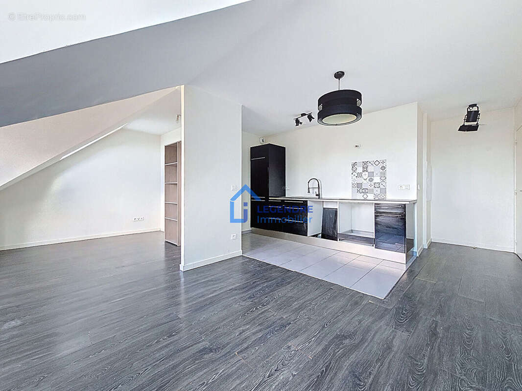 Appartement à PIERRELAYE