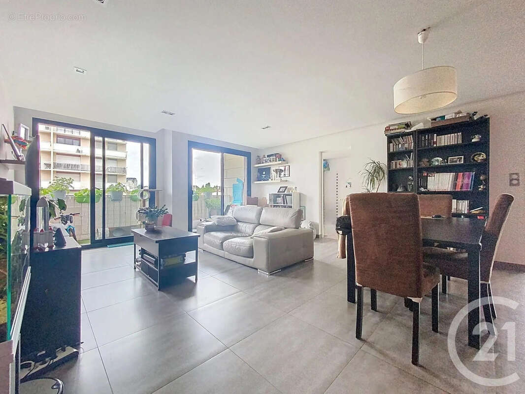 Appartement à MELUN