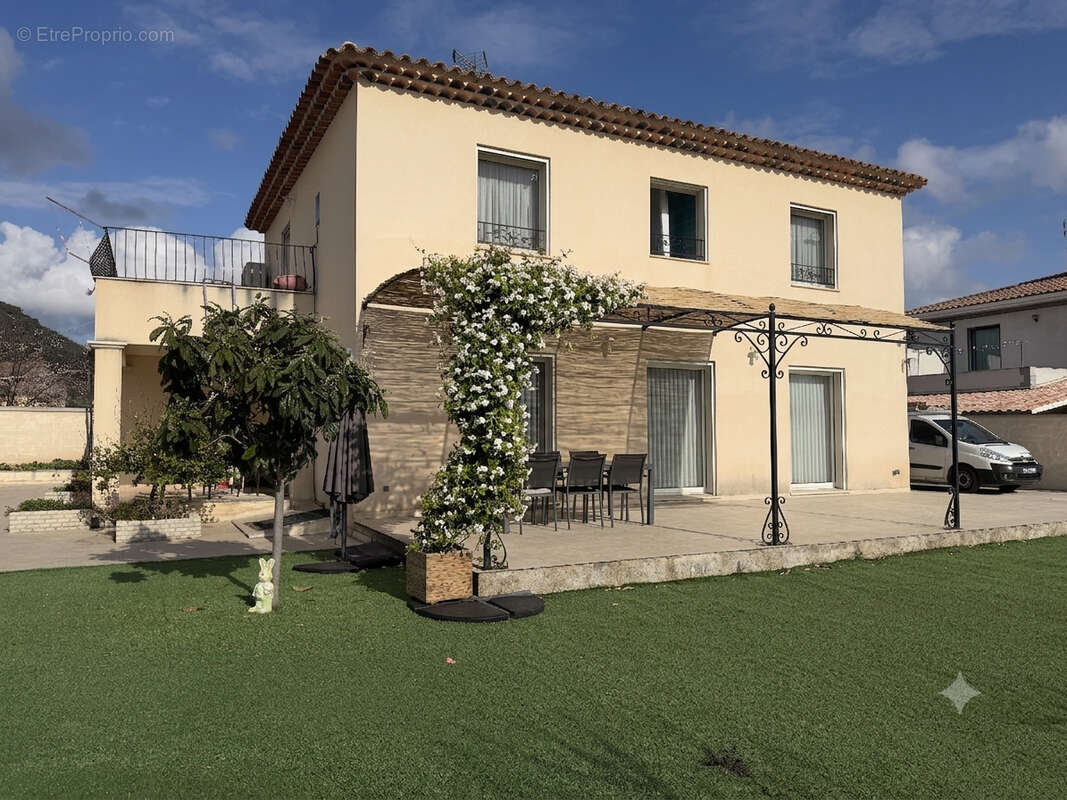 Maison à VIDAUBAN