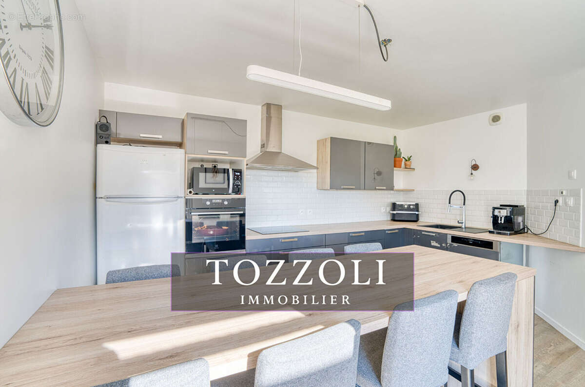 Maison à SAINT-QUENTIN-FALLAVIER