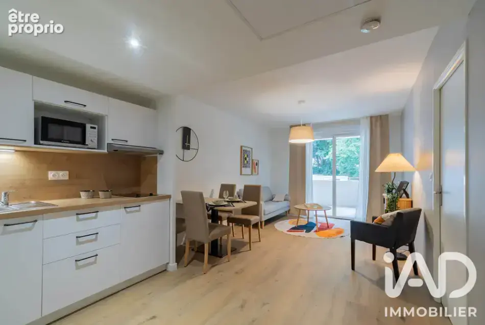 Photo 1 - Appartement à NIMES