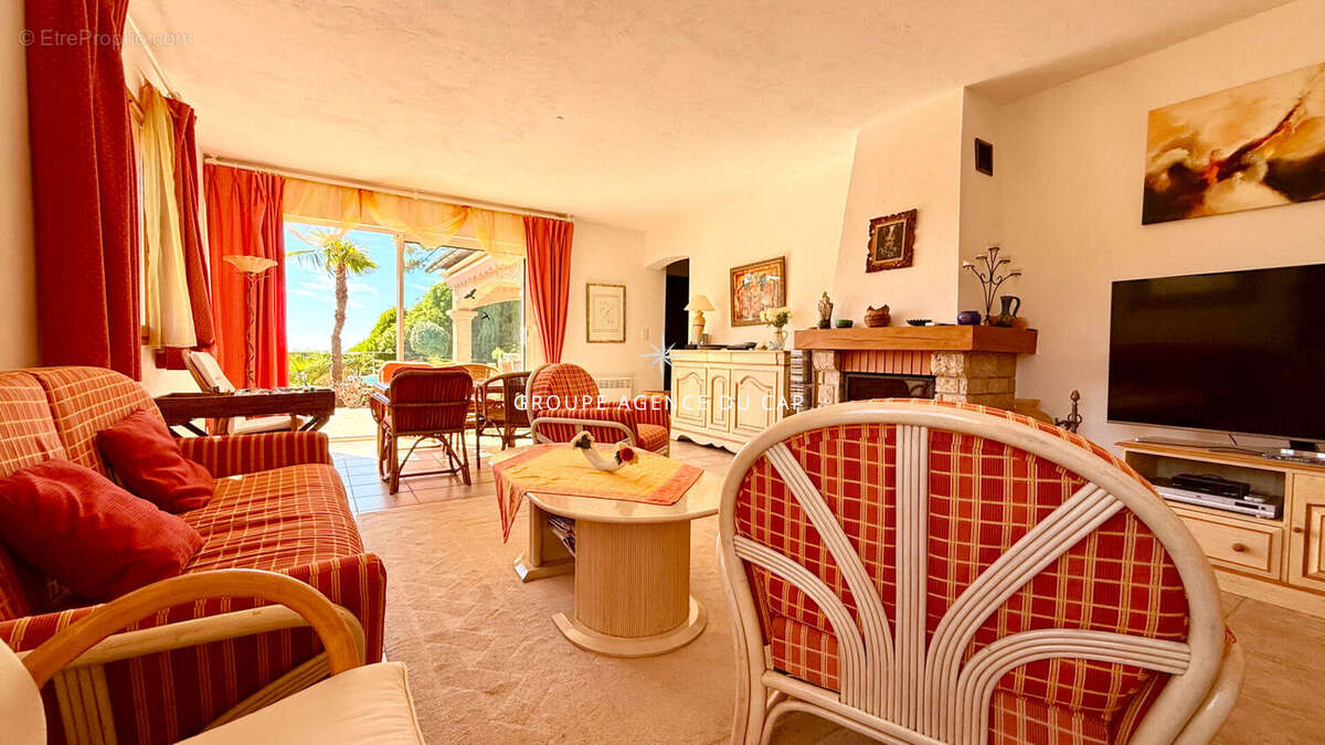 Maison à LES ISSAMBRES