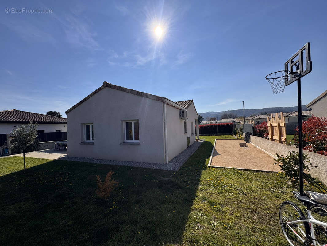 Maison à LA ROCHE-DE-GLUN