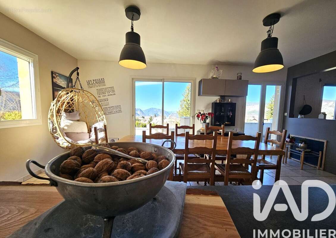 Photo 7 - Maison à LE SAUZE-DU-LAC